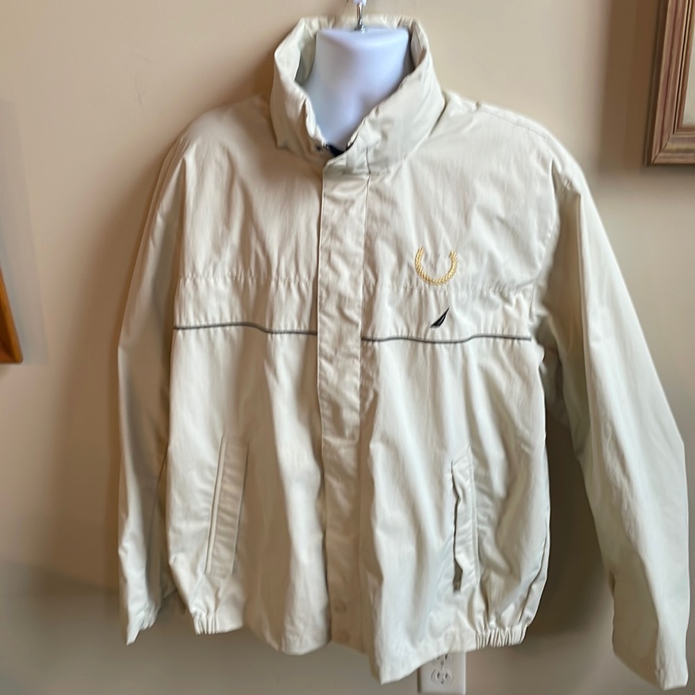XL Nautica Sportswear cream/blue trim wind breaker rain coat w/retractable hood